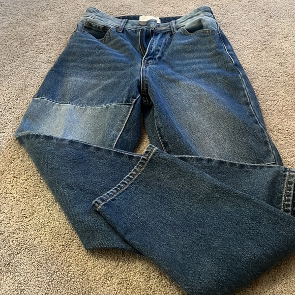 From buckle great miss match denim color jeans - Picture 3 of 4